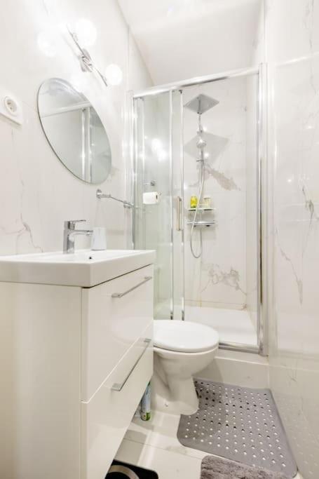 Premium Studio 2 Minutes Walk From Champs-Elysees Paris Exterior foto